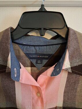 TOMMY HILFIGER Ladies Brown/Pink Plaid Flannel Button Down Shirt - SMALL